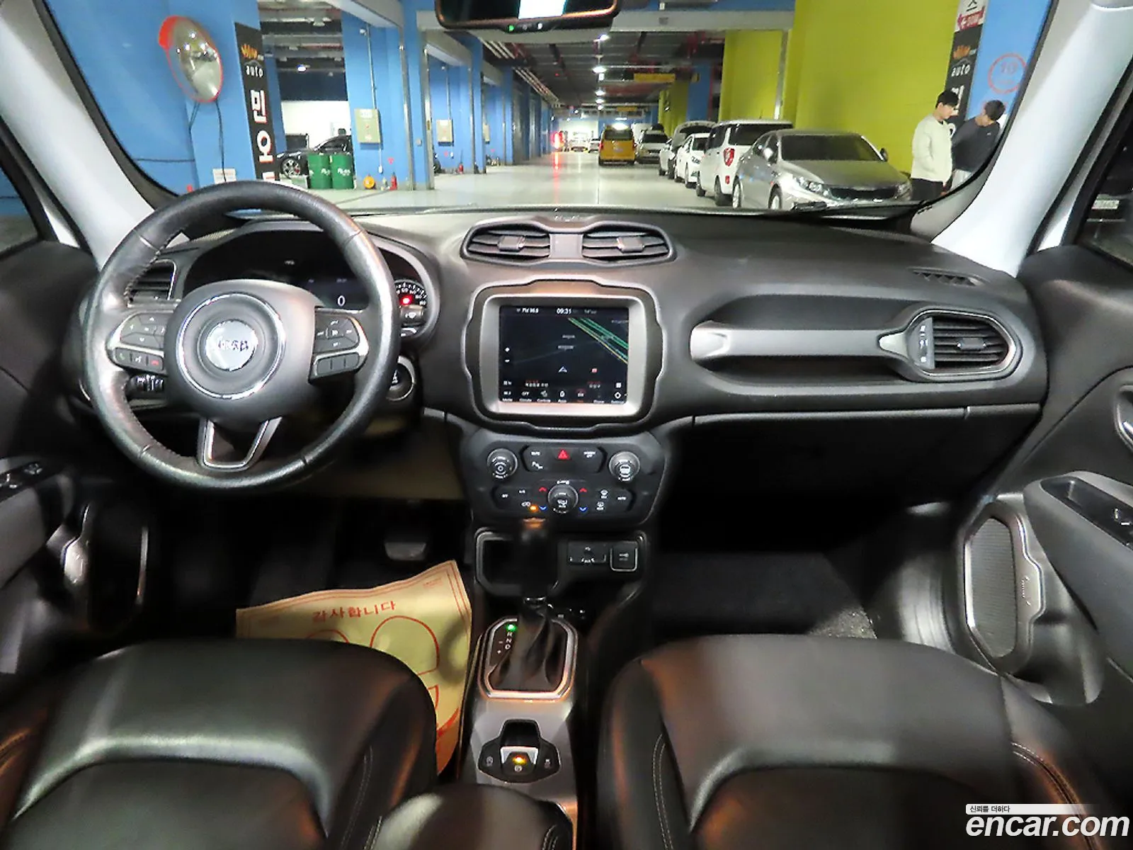 Jeep Renegade 2020 — 20