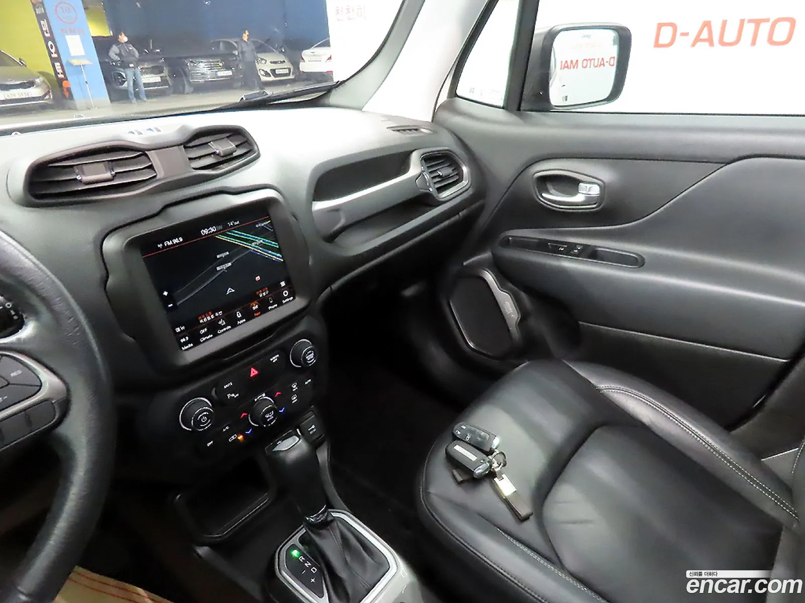 Jeep Renegade 2020 — 17