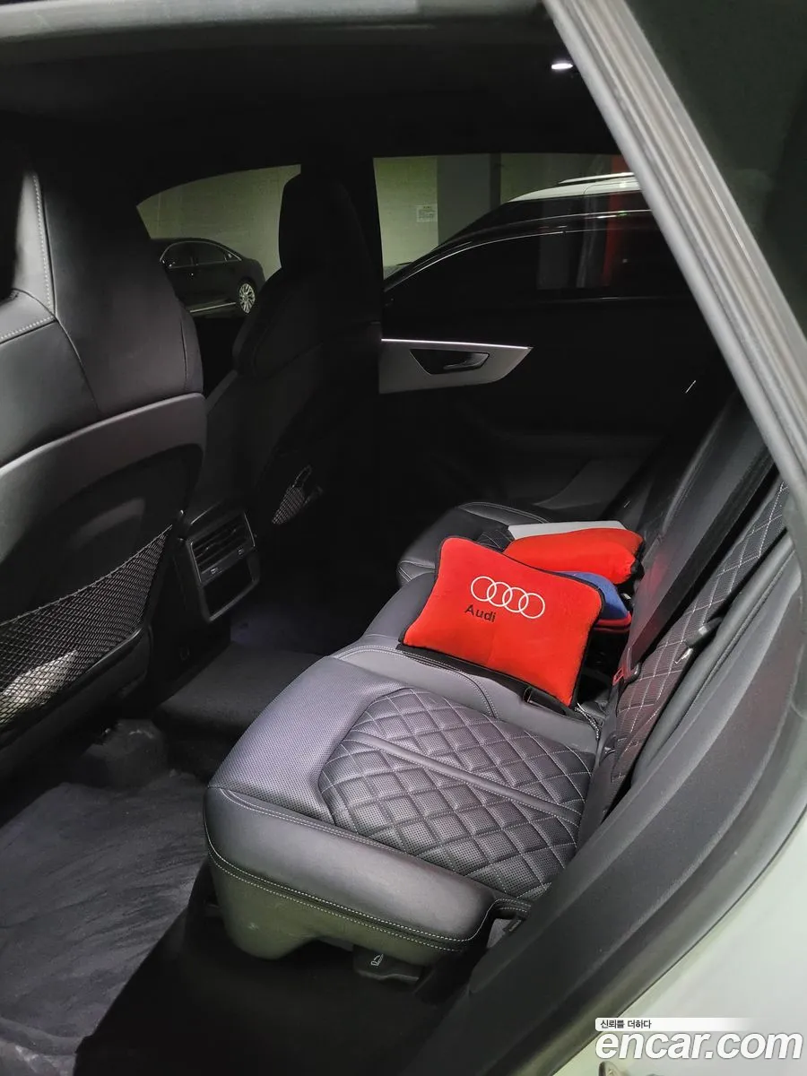 Audi Q8 2022 — 3