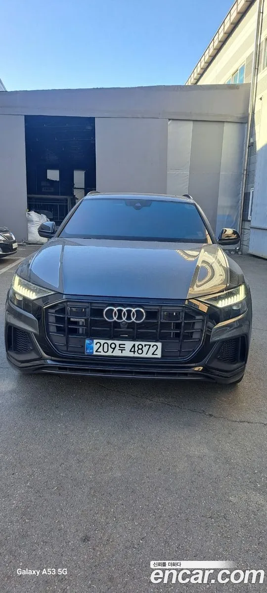 Audi Q8 2023 — 3