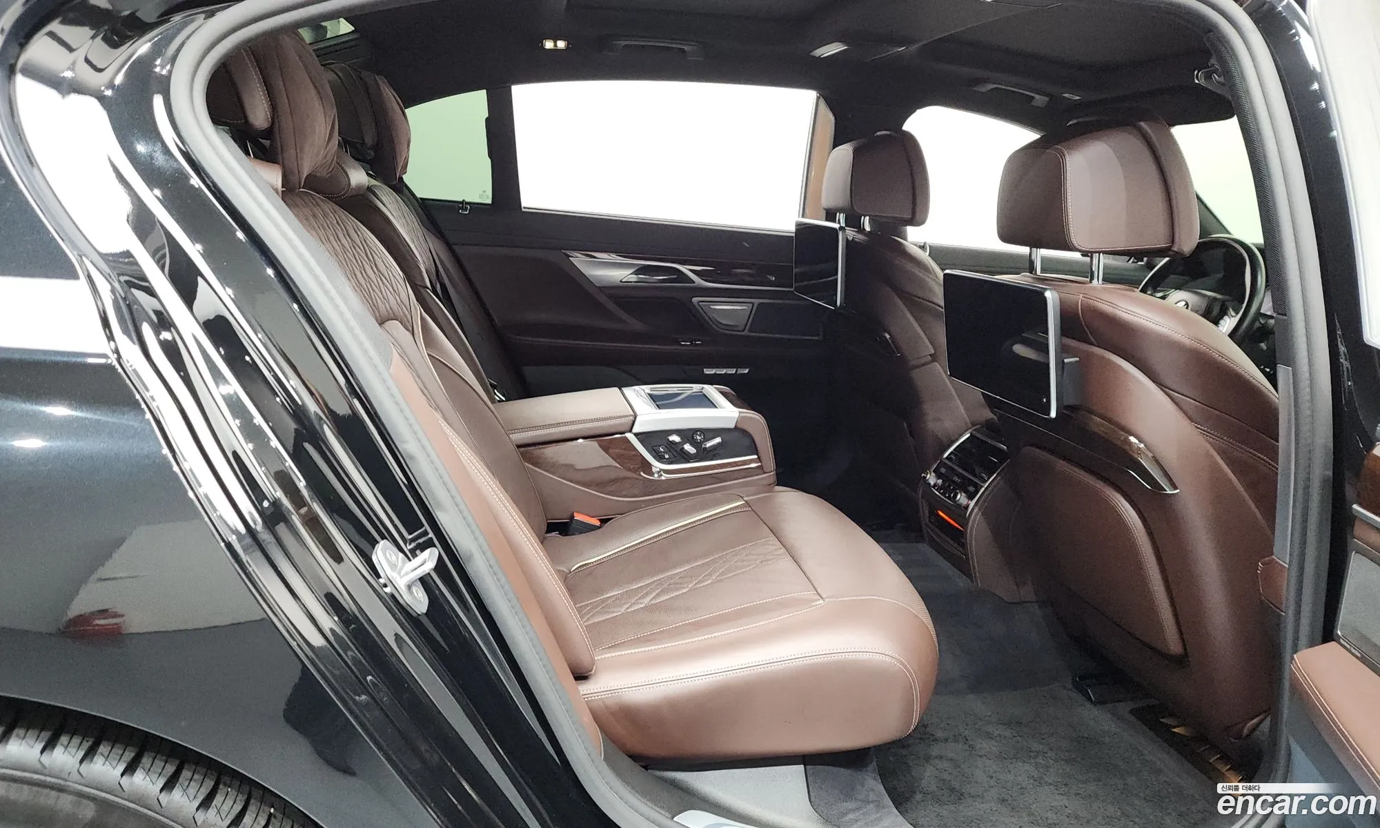 BMW 7 Series 2016 WBA7G6104GG678776 — 6