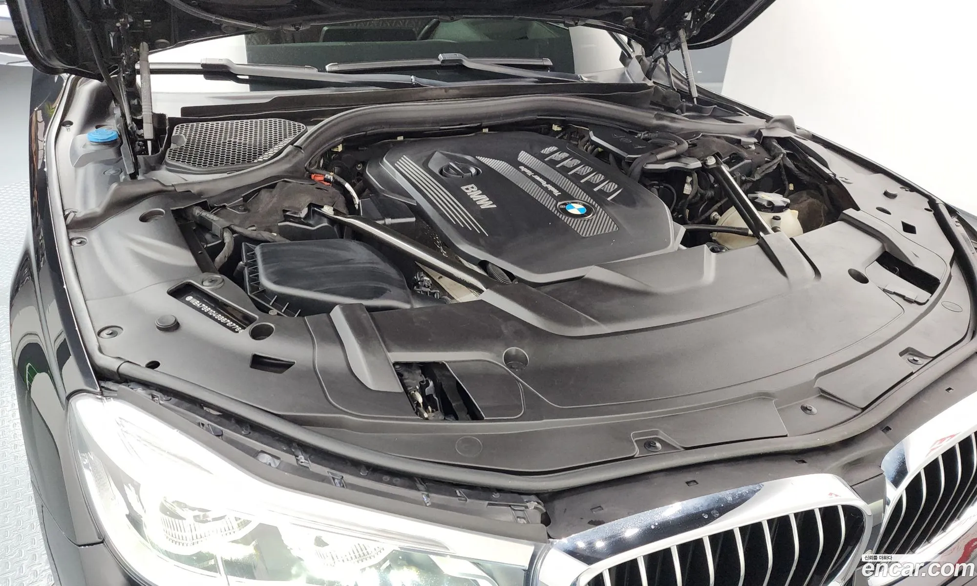 BMW 7 Series 2016 WBA7G6104GG678776 — 2
