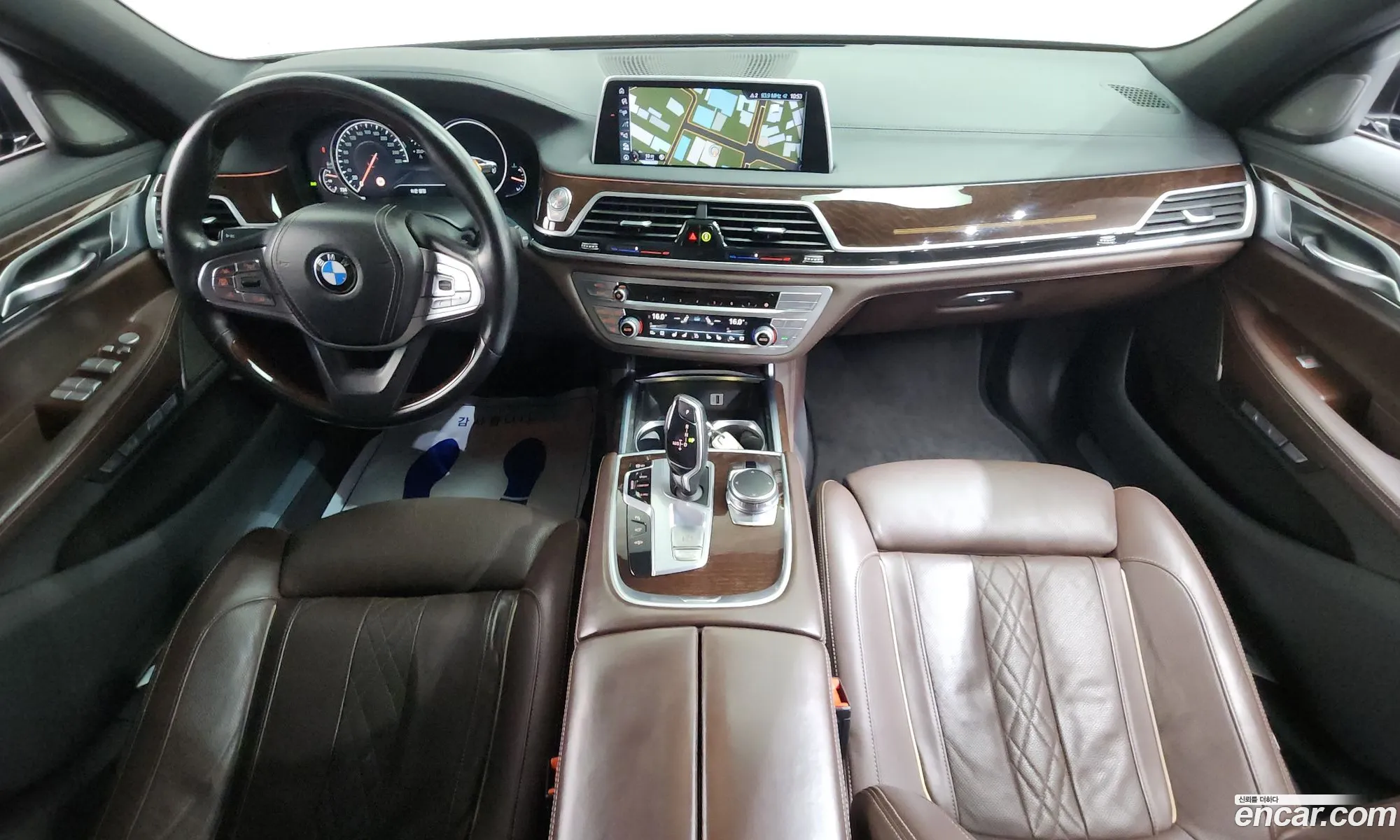 BMW 7 Series 2016 WBA7G6104GG678776 — 16