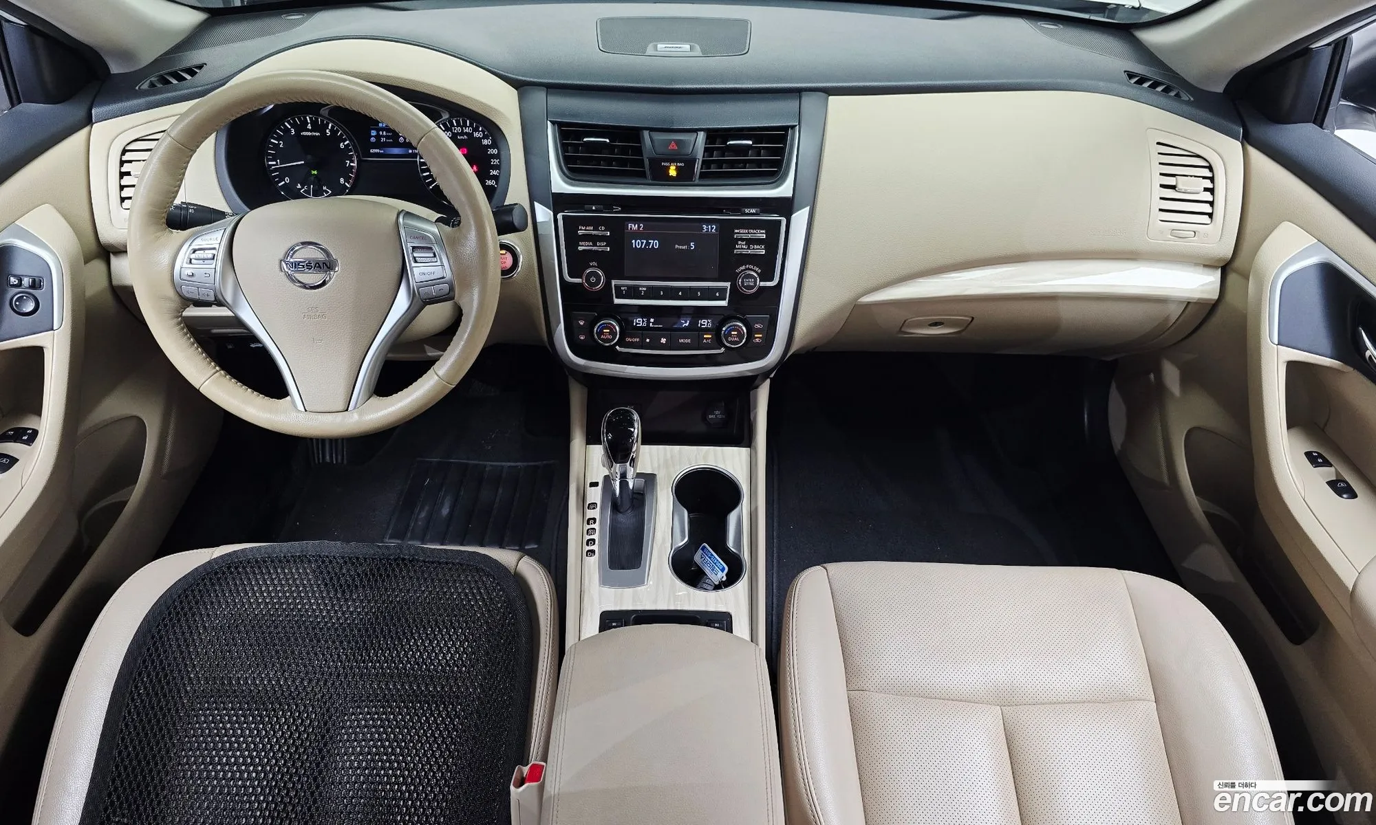 Nissan Altima 2018 — 24
