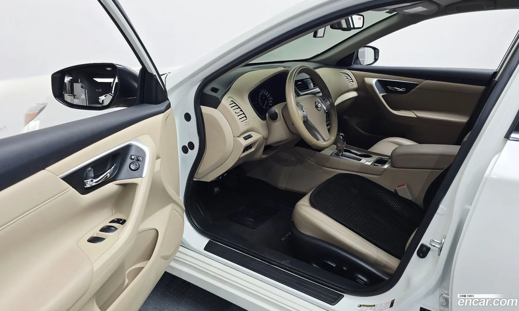 Nissan Altima 2018 — 25