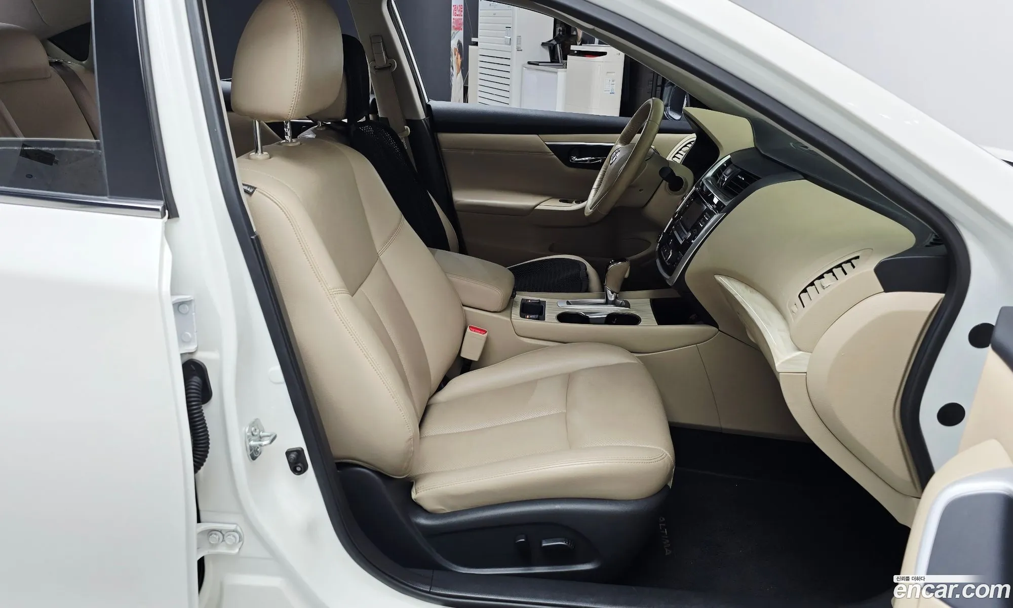 Nissan Altima 2018 — 15