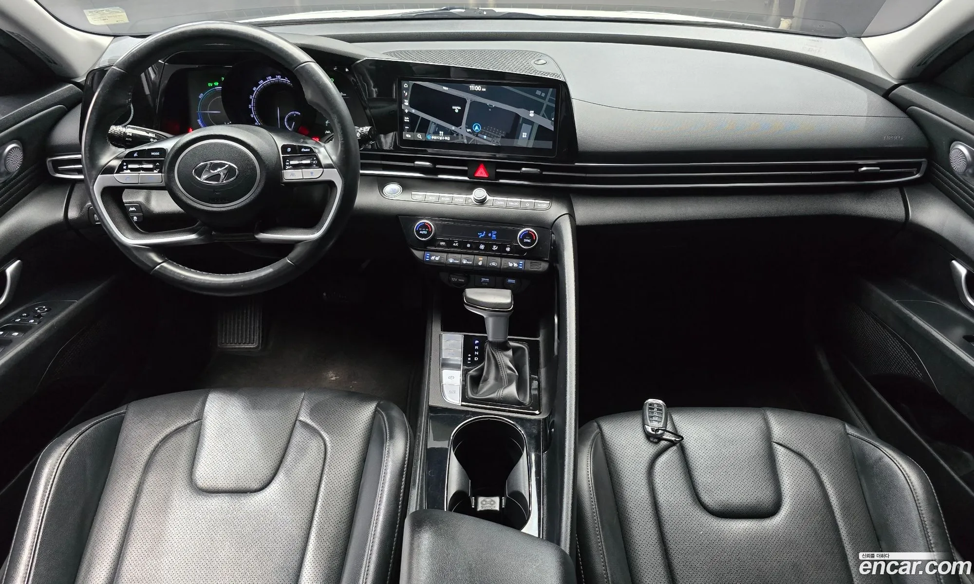 Hyundai Elantra Hybrid 2022 — 2