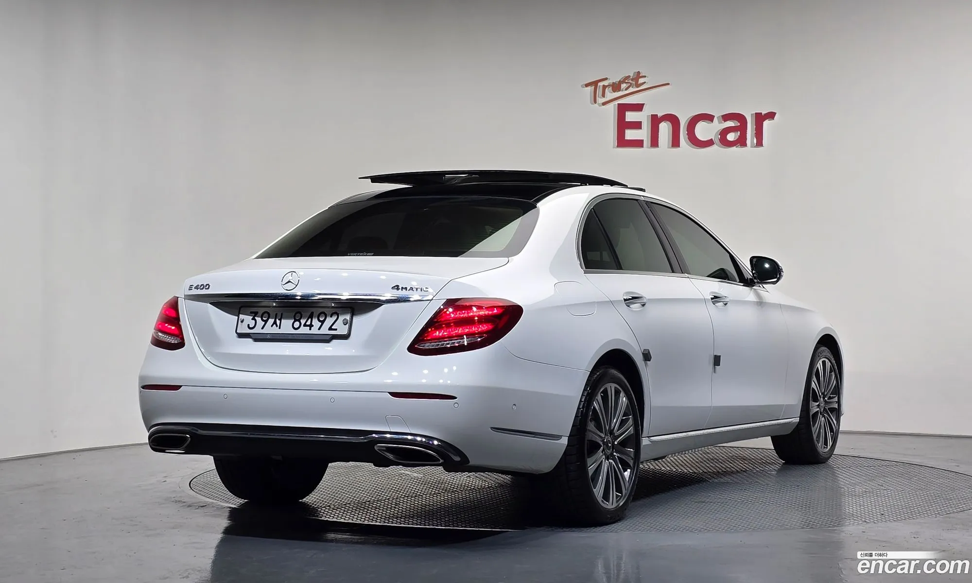 Mercedes-Benz E-Class W213 2018 — 19