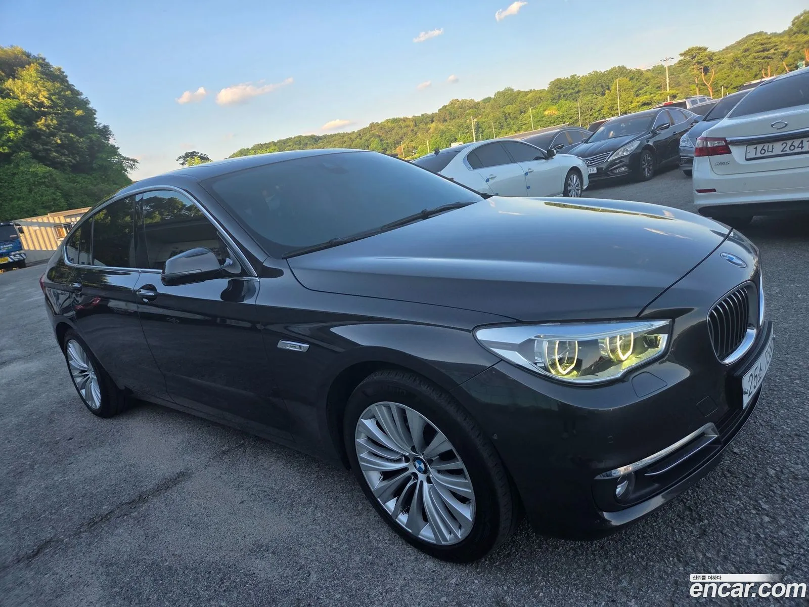BMW 5 Series GT 2017 — 11