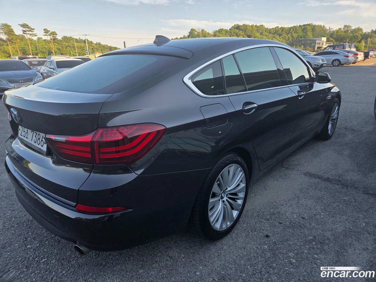 BMW 5 Series GT 2017 — 9