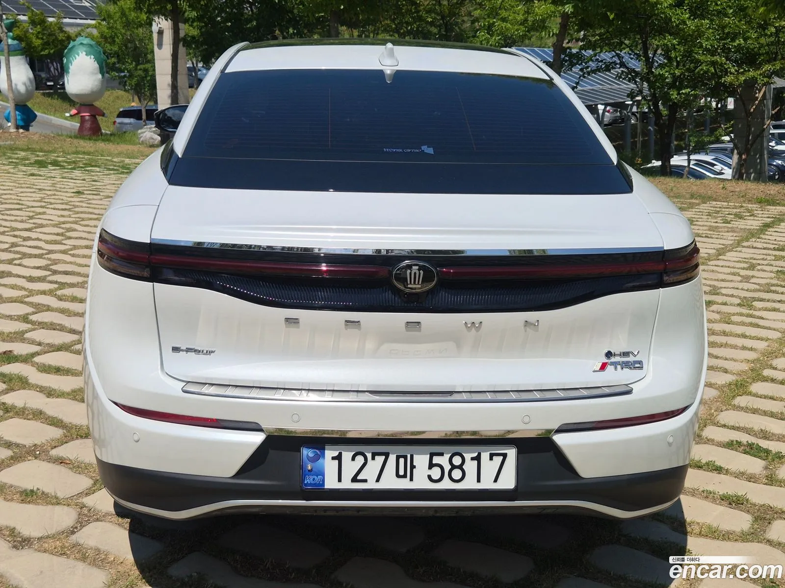 Toyota Crown Crossover 2024 — 14