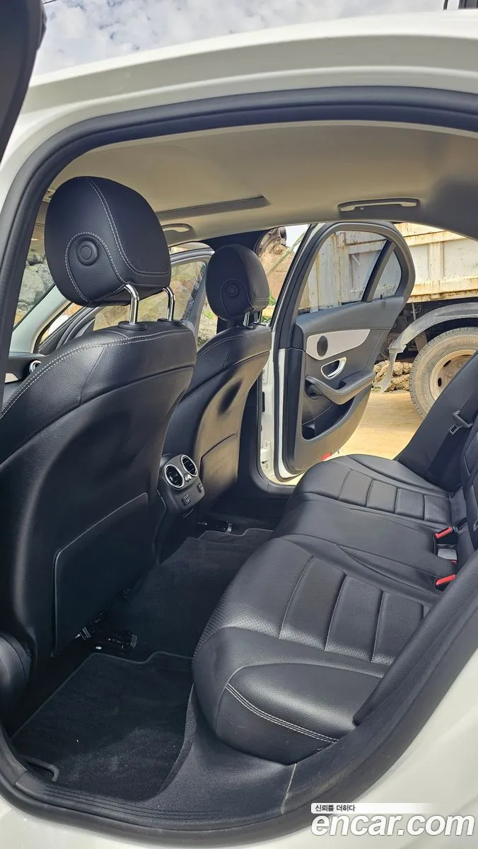 Mercedes-Benz C-Class W205 2018 — 6
