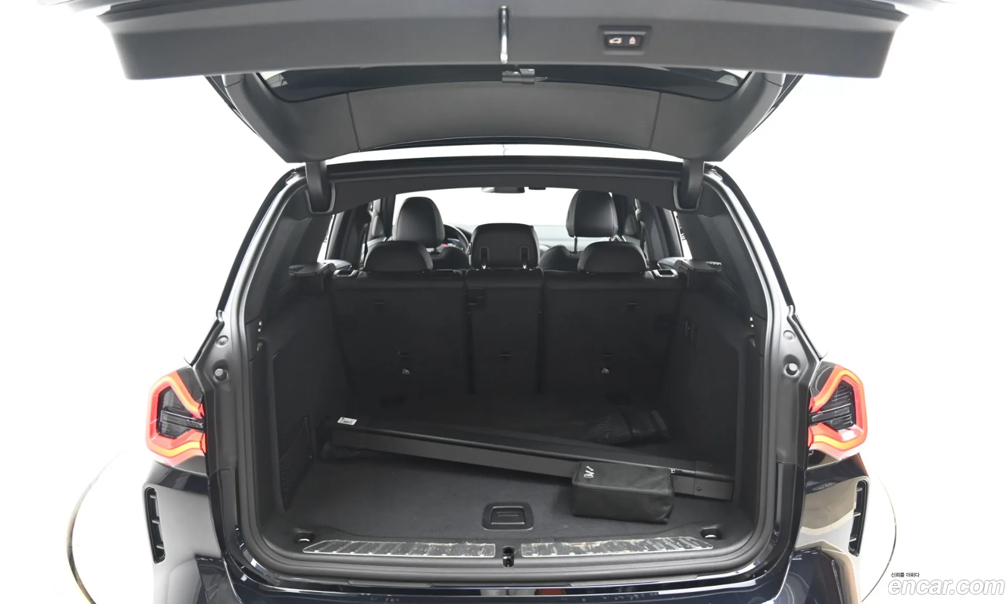 BMW iX3 2022 — 7