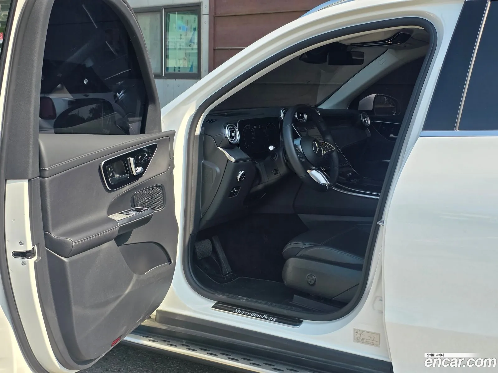 Mercedes-Benz GLC-Class X254 2023 — 2