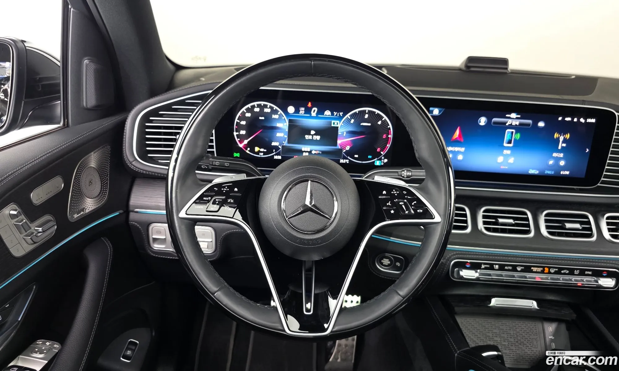 Mercedes-Benz GLS-Class X167 2025 — 11