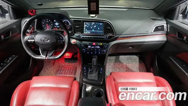 Hyundai Elantra AD 2016 — 4