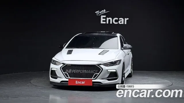 Hyundai Elantra AD 2016 — 2