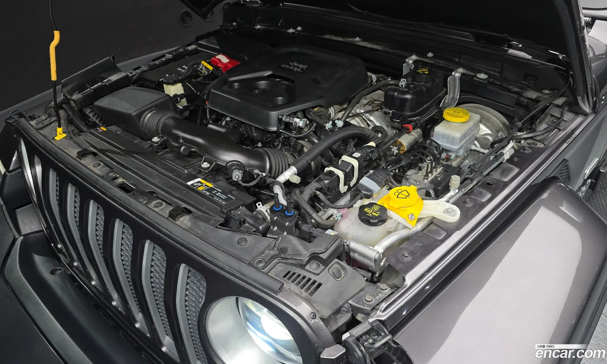 Jeep Wrangler 2020 — 28