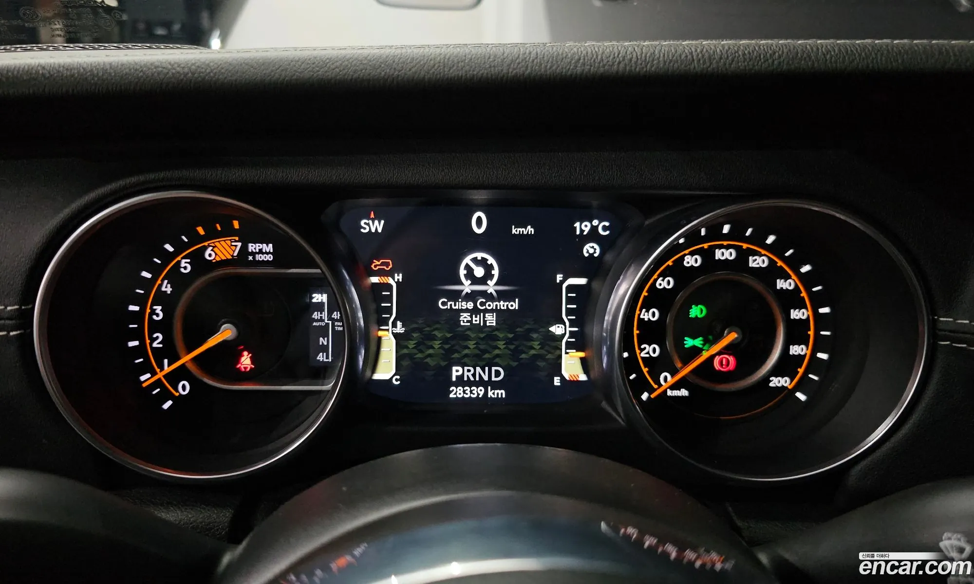 Jeep Wrangler 2020 — 11