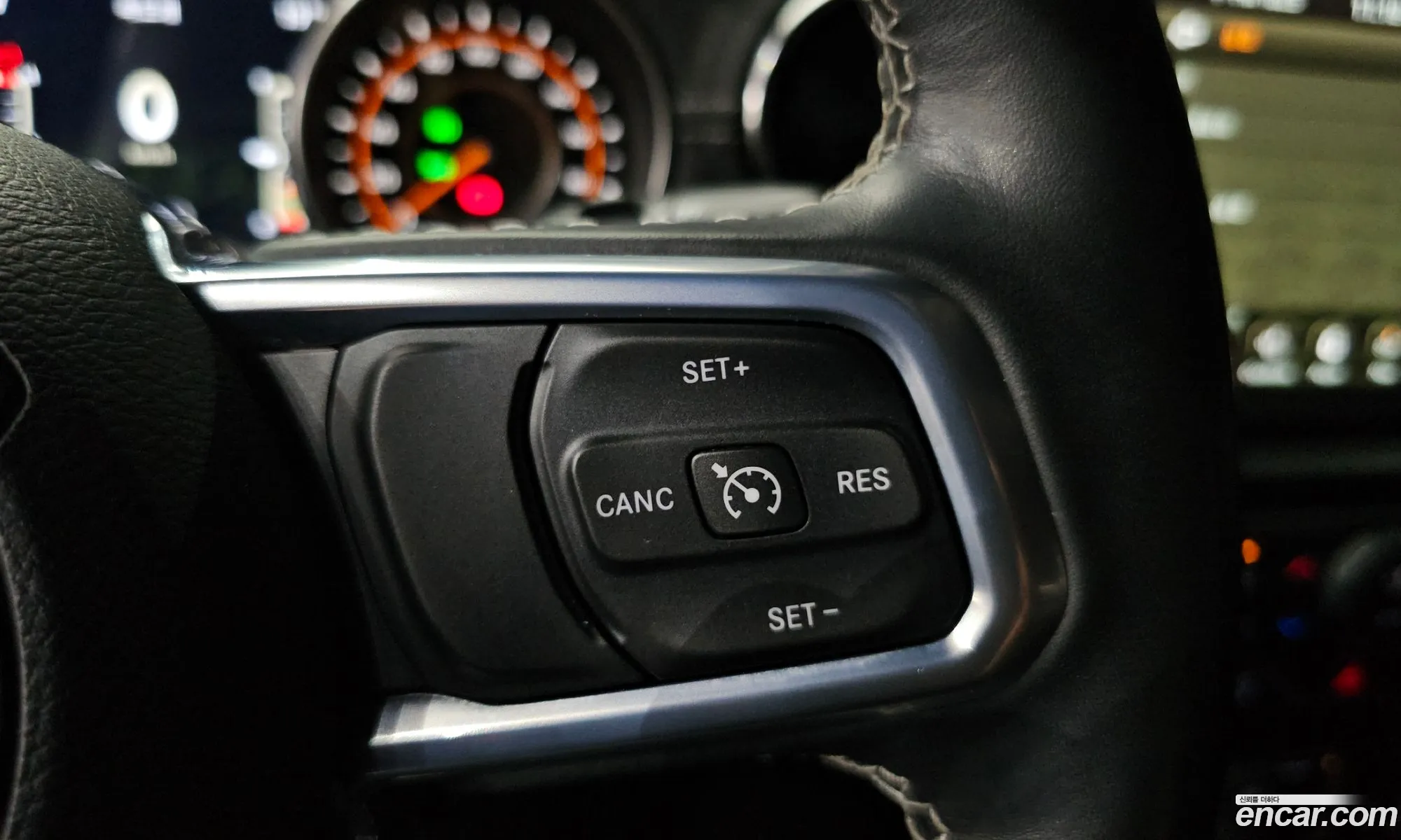 Jeep Wrangler 2020 — 14