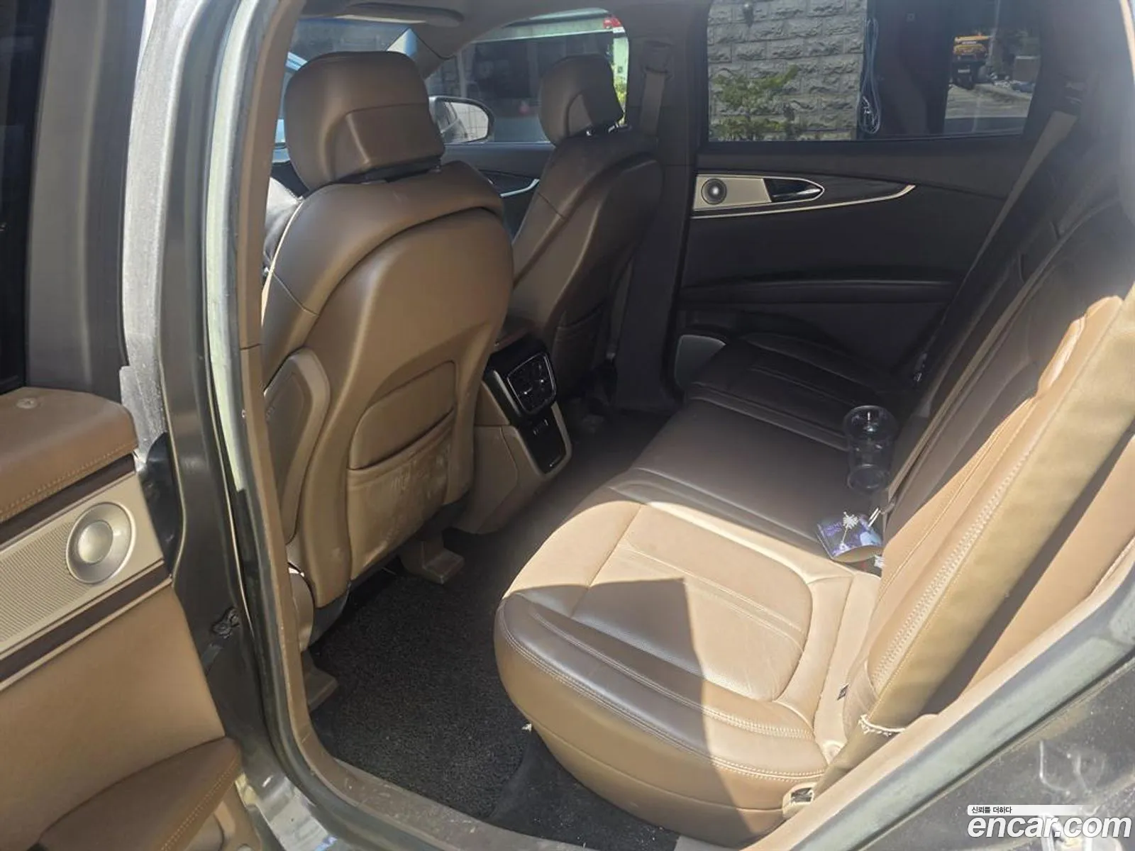 Lincoln MKX 2018 — 13