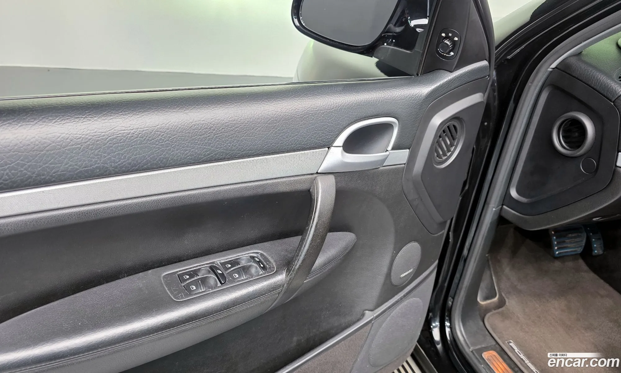 Porsche Cayenne 2005 WP1AB29P16LA61311 — 19
