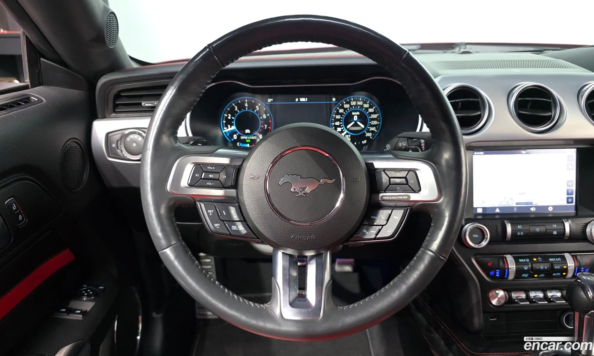 Ford Mustang 2023 — 12