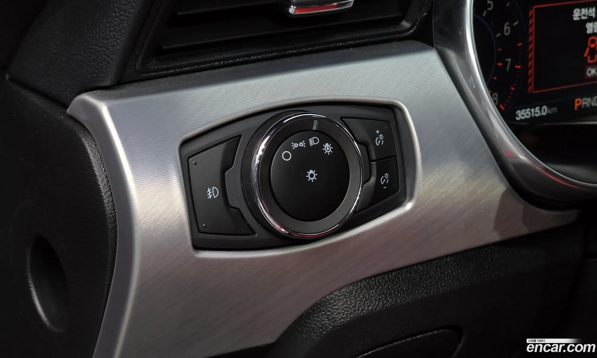 Ford Mustang 2023 — 27