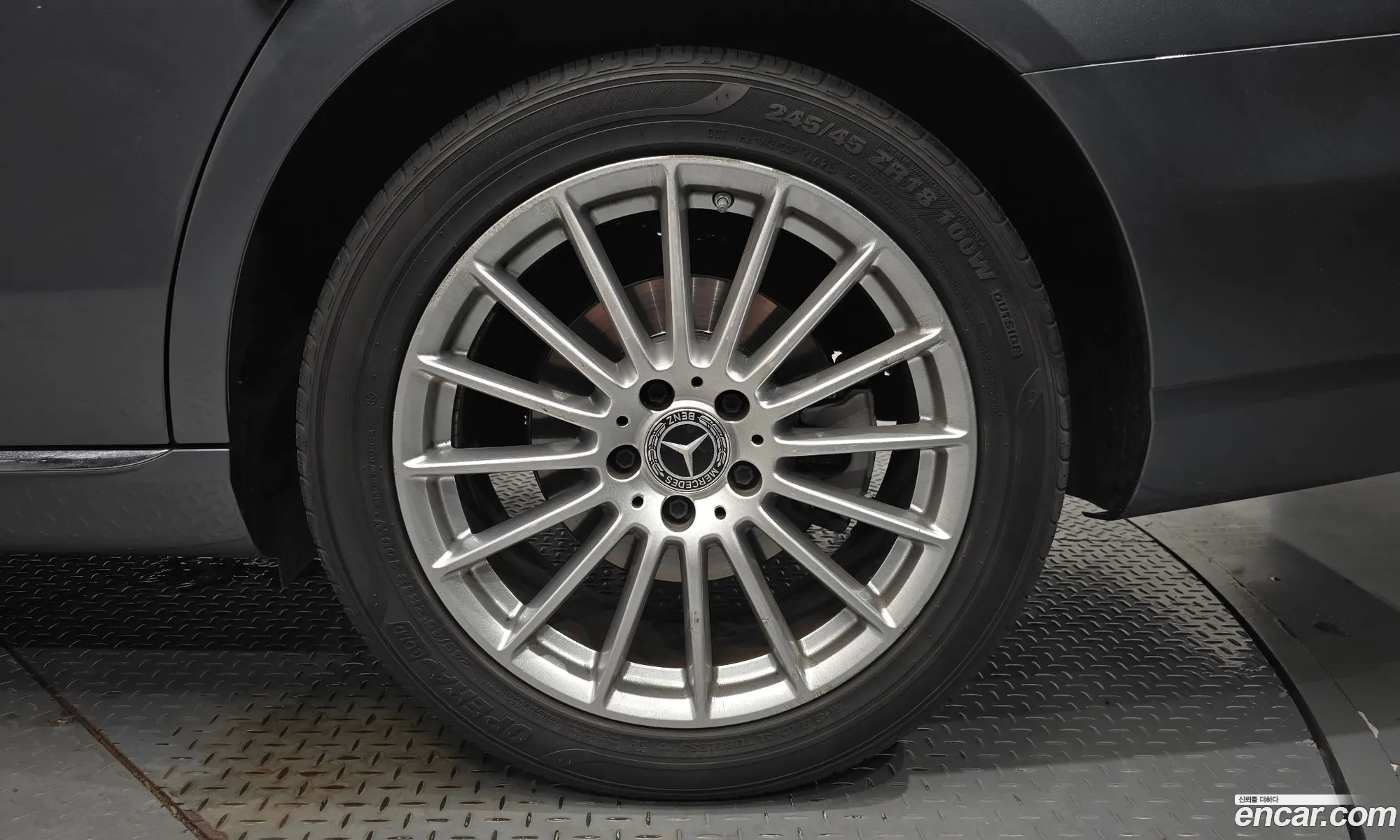 Mercedes-Benz E-Class W213 2021 W1KZF4FBXMA922173 — 25