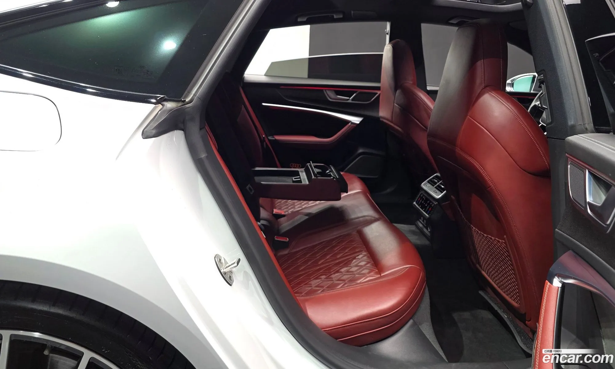 Audi S7 2021 WAUZZZF28MN004006 — 17