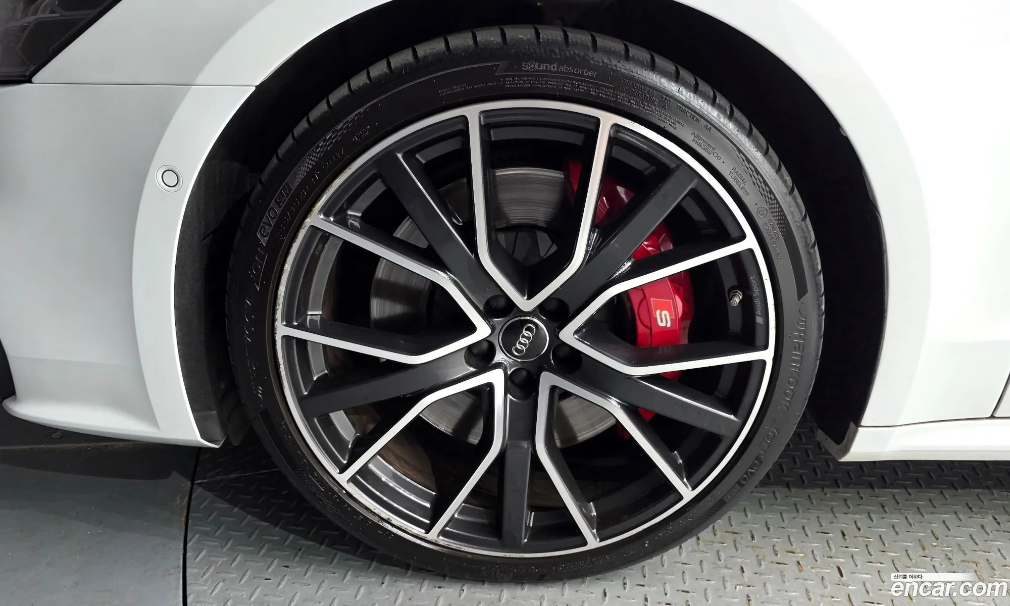 Audi S7 2021 WAUZZZF28MN004006 — 25
