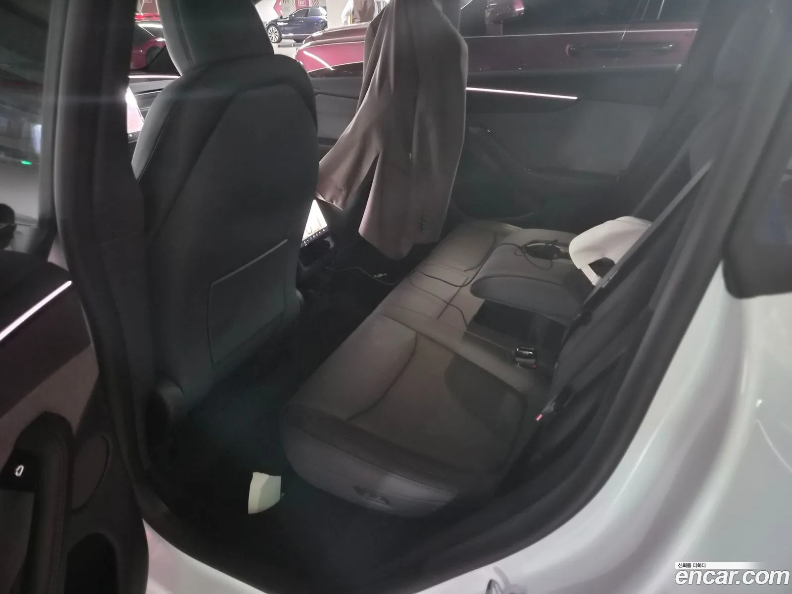 Tesla Model Y 2026 — 4