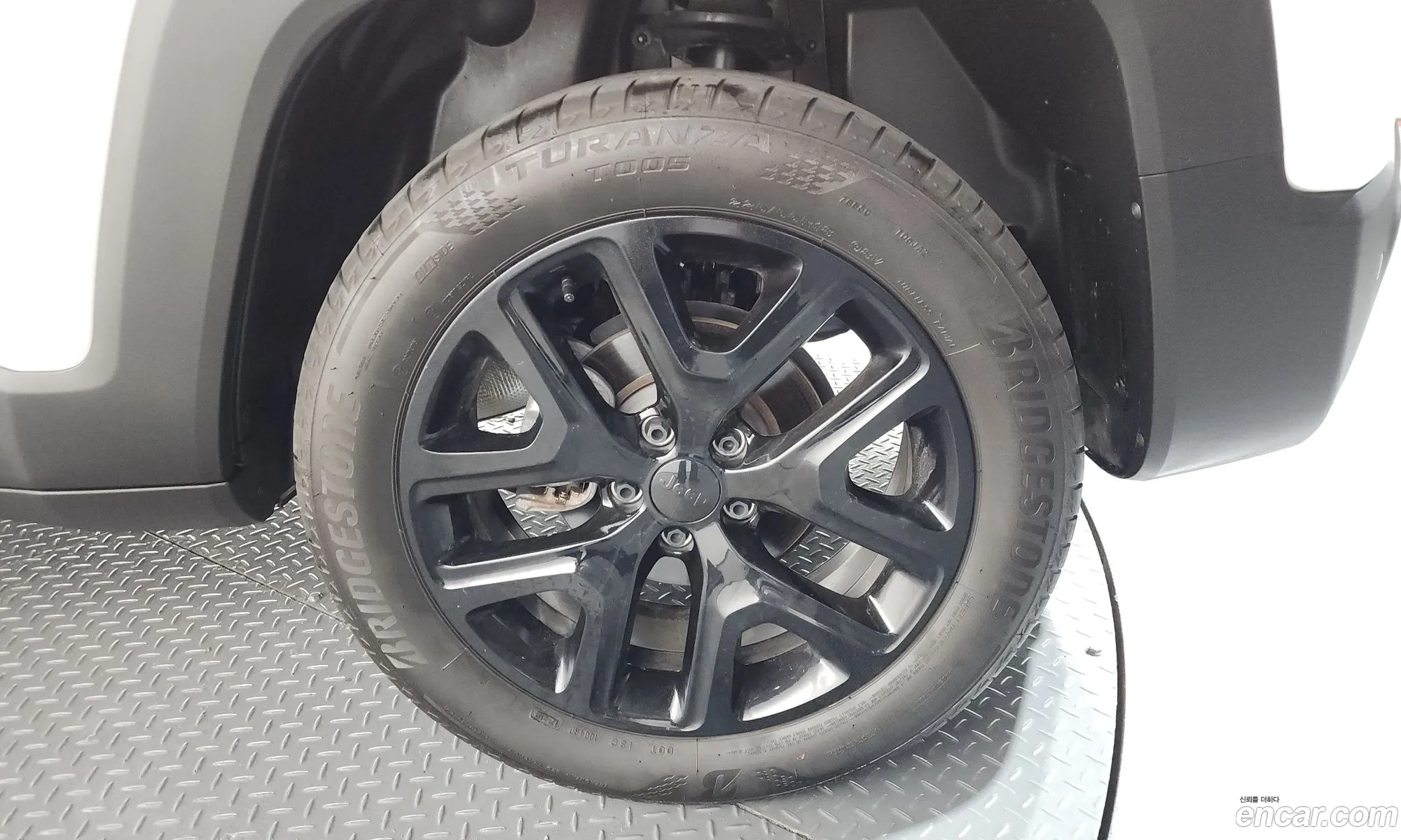 Jeep Renegade 2022 — 32