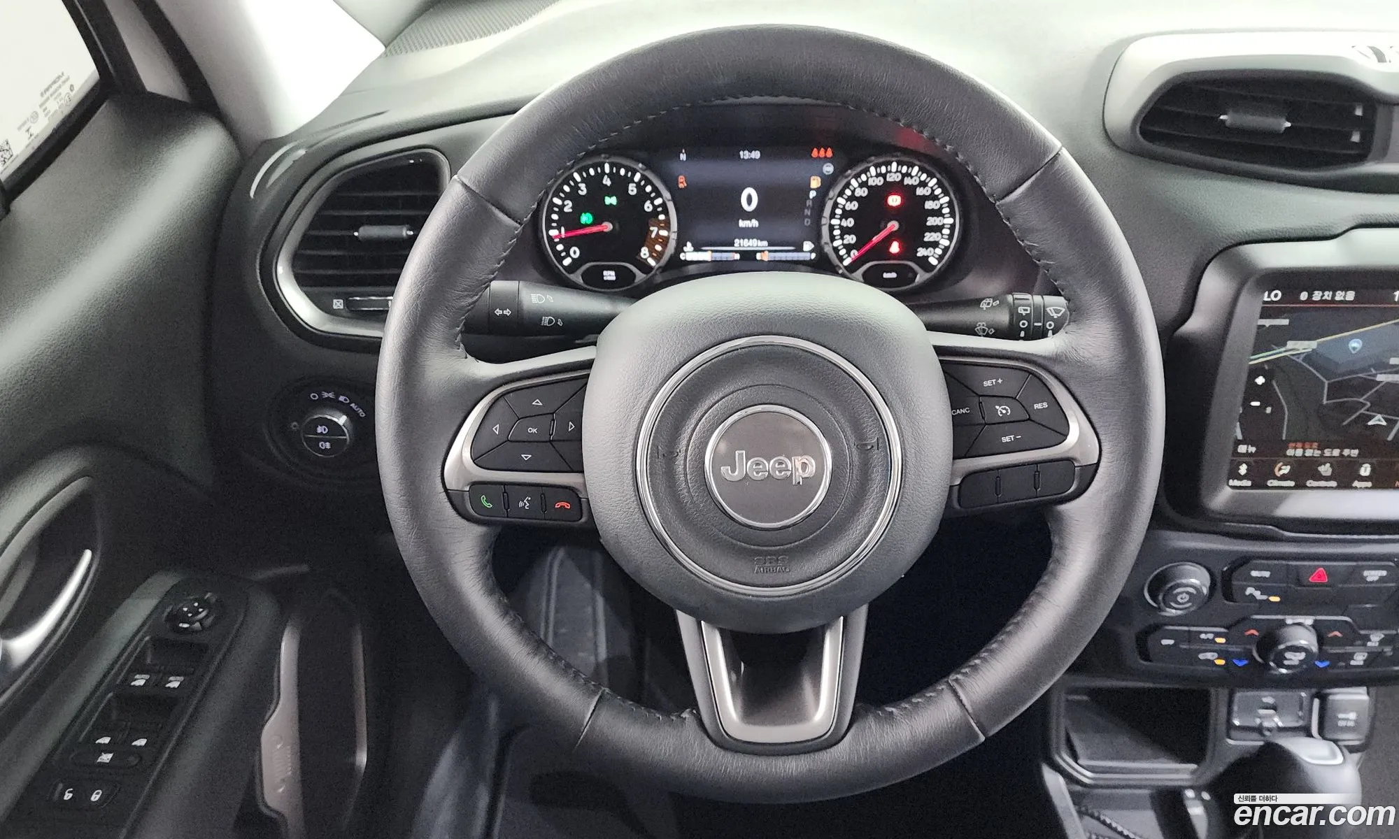 Jeep Renegade 2022 — 16