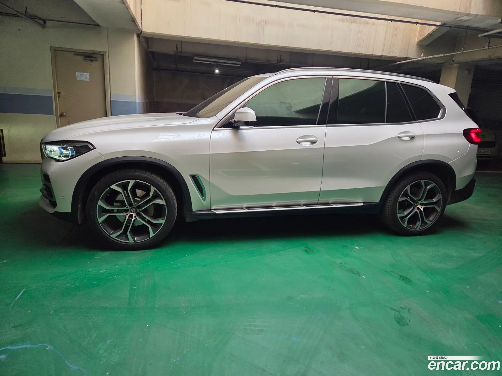 BMW X5 2021 — 10