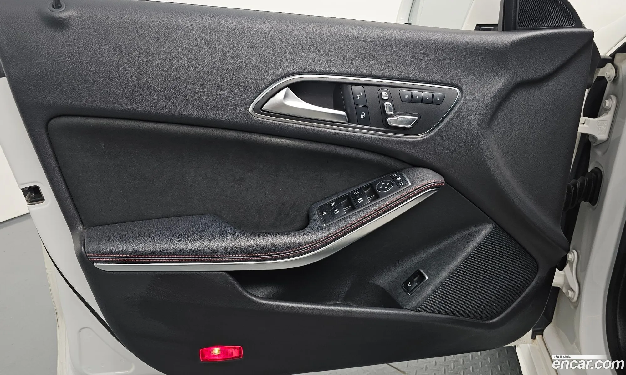 Mercedes-Benz CLA-Class C117 2018 — 13