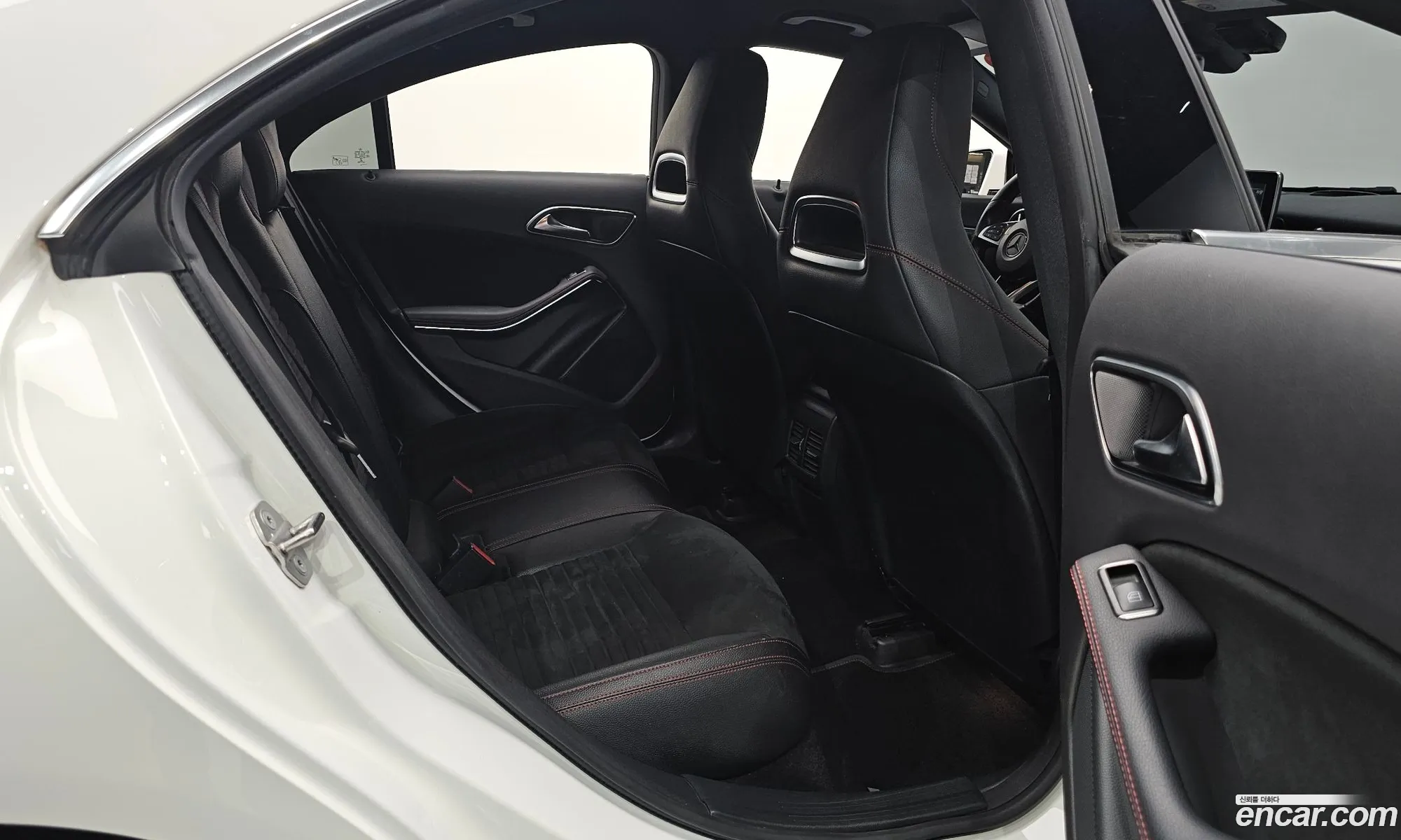 Mercedes-Benz CLA-Class C117 2018 — 8