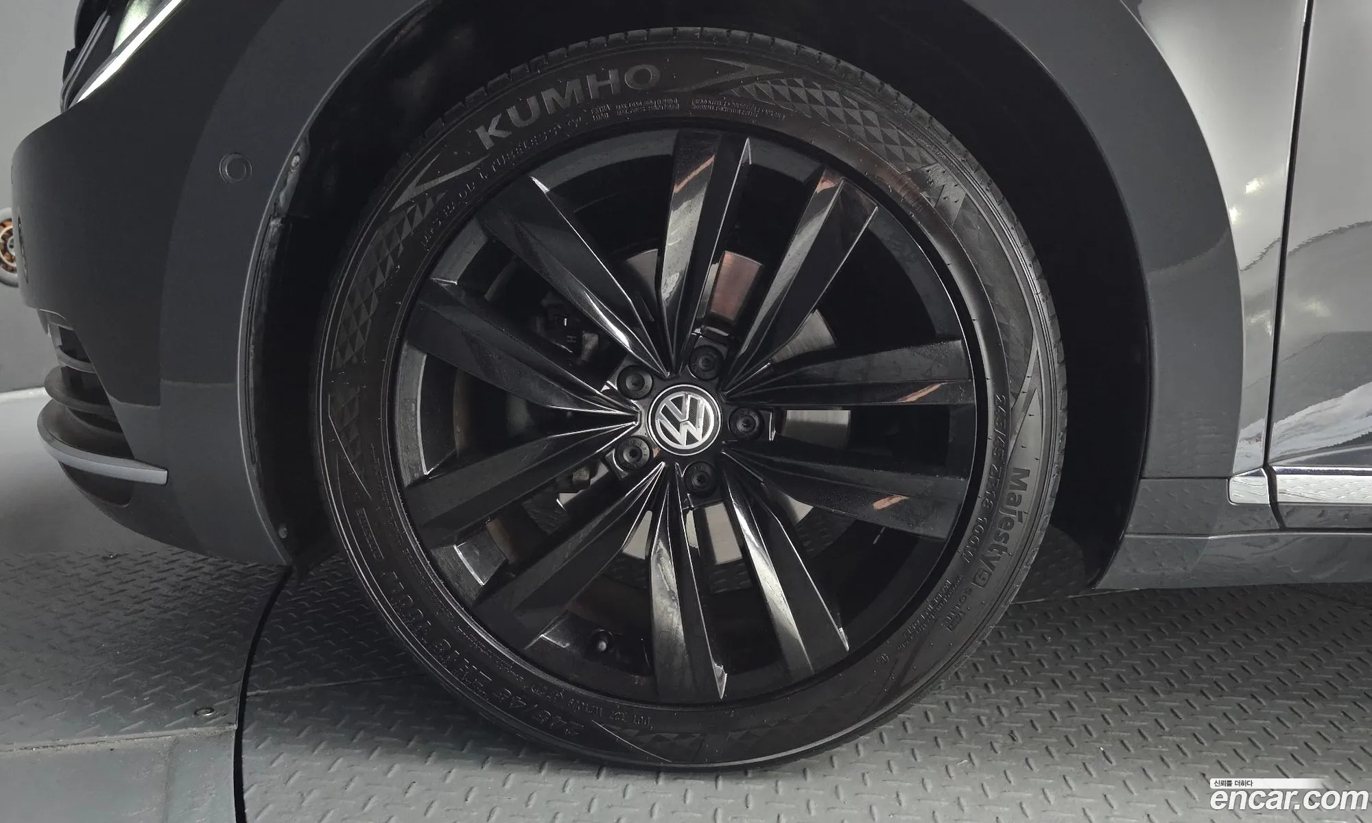 Volkswagen Arteon 2019 — 31
