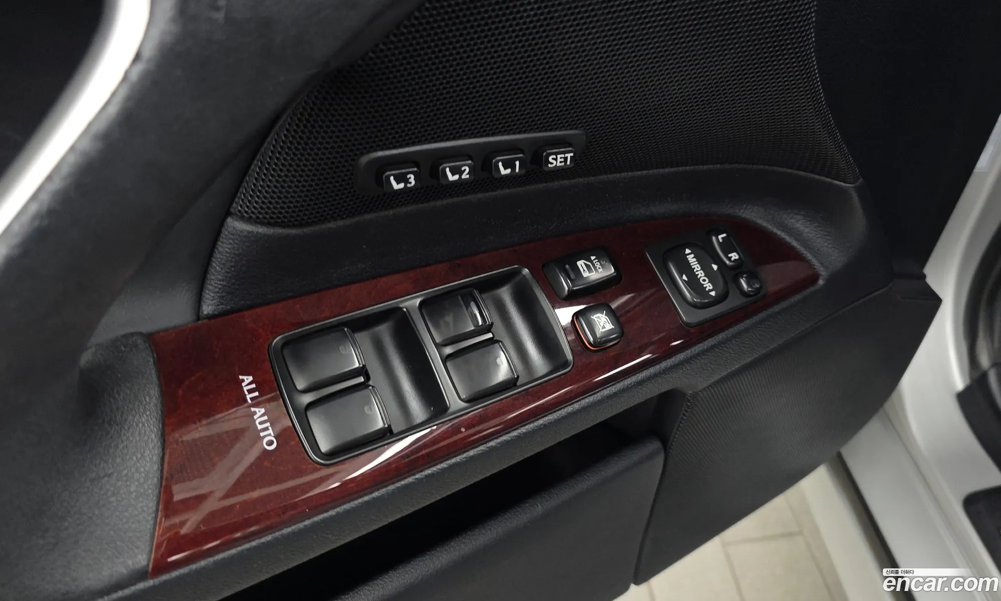 Lexus IS250 2008 — 5