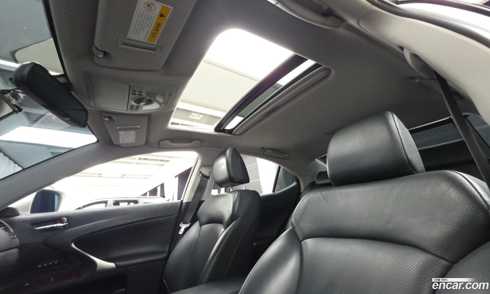 Lexus IS250 2008 — 11