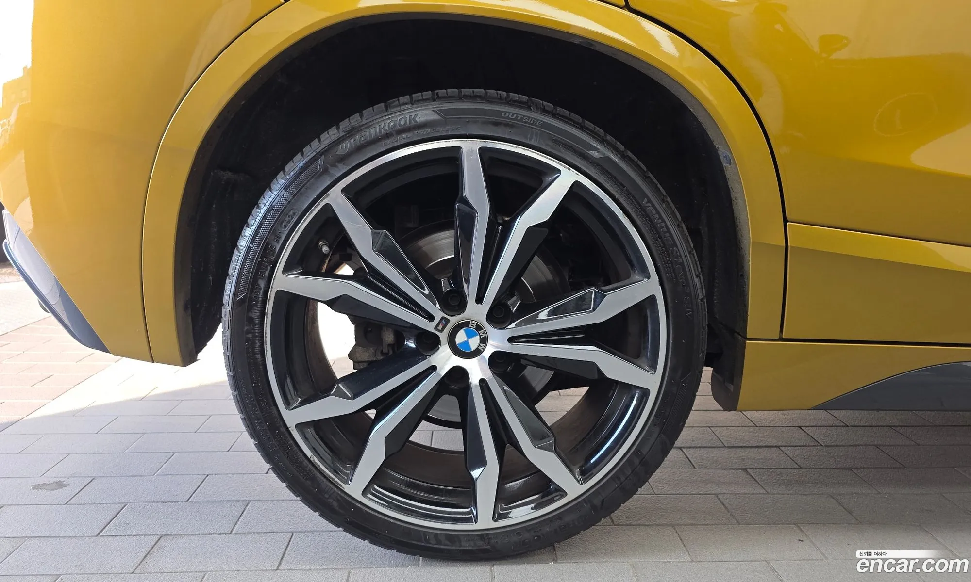 BMW X2 2021 WBA11DF04M5S77529 — 11