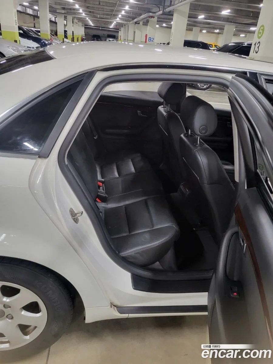 Audi A4 2004 — 18
