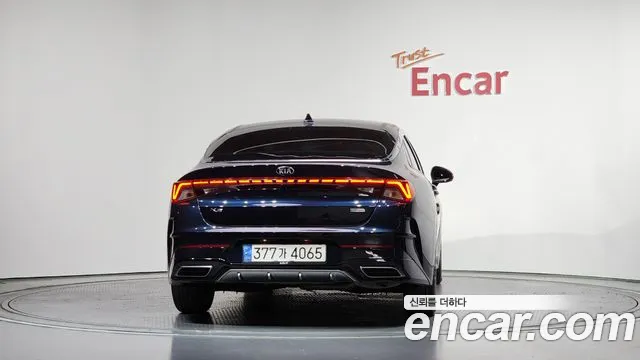 Kia K5 Hybrid 2021 — 3