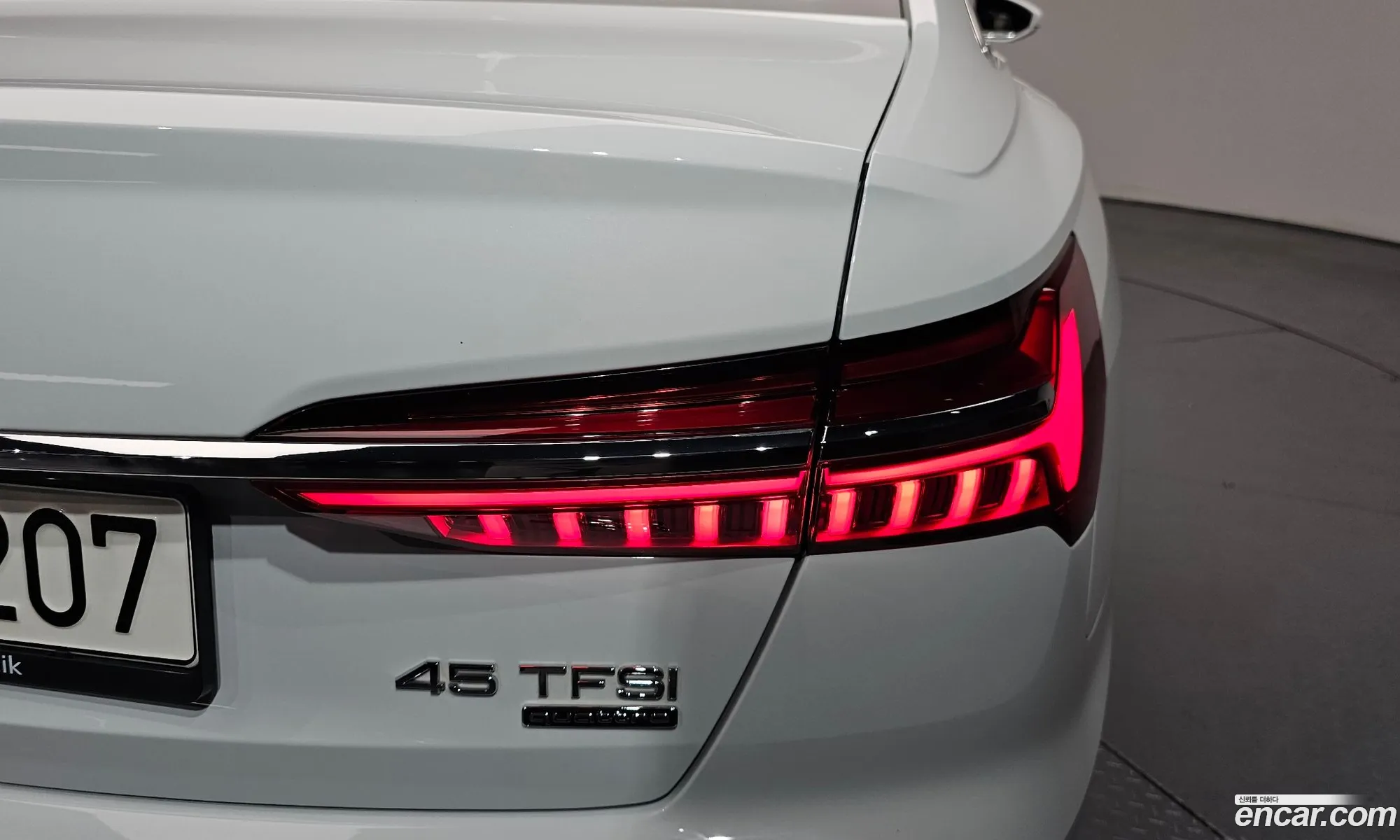 Audi A6 2021 WAUZZZF2XMN068189 — 8