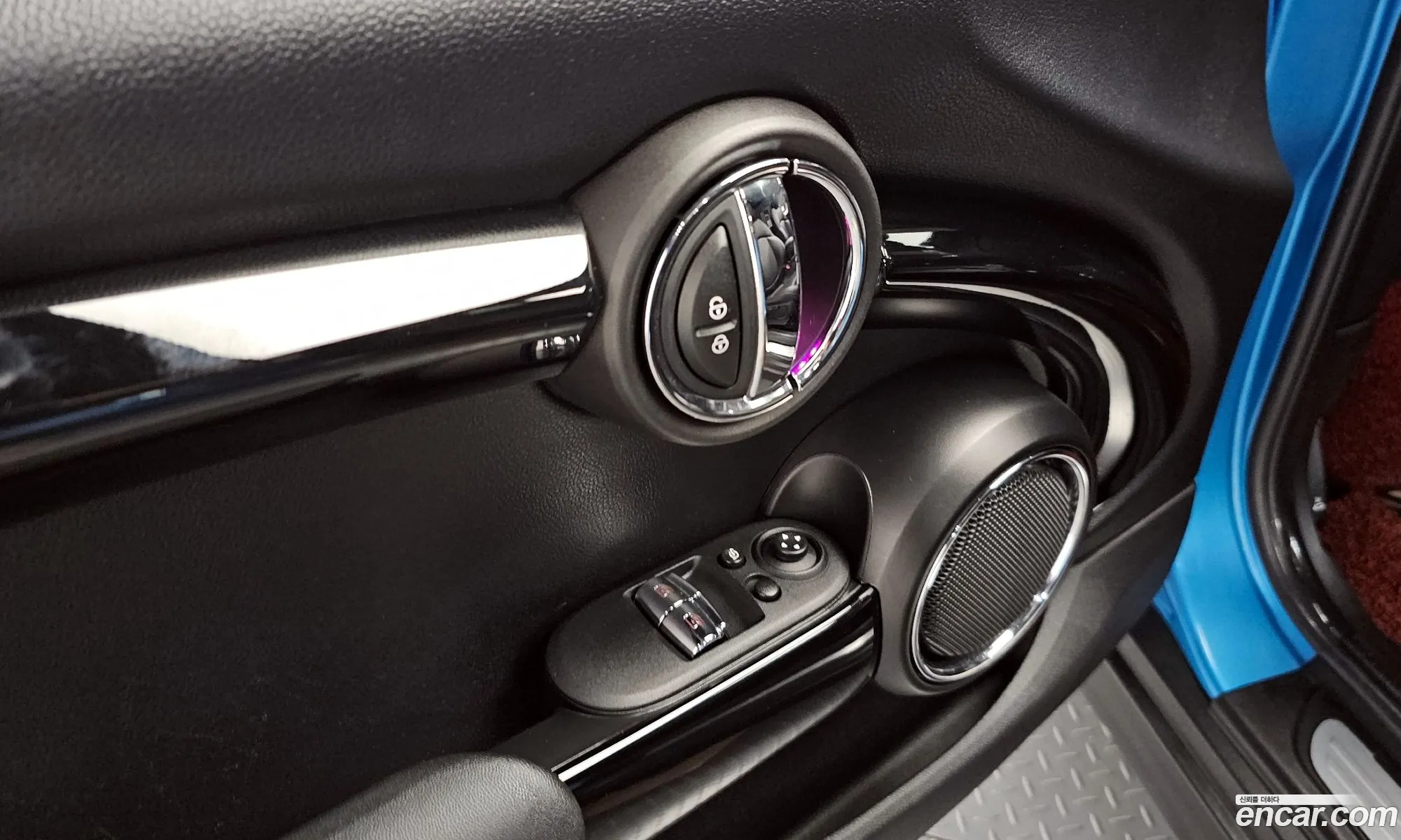 Mini Cooper S 2018 WMWXP7109KT878638 — 17