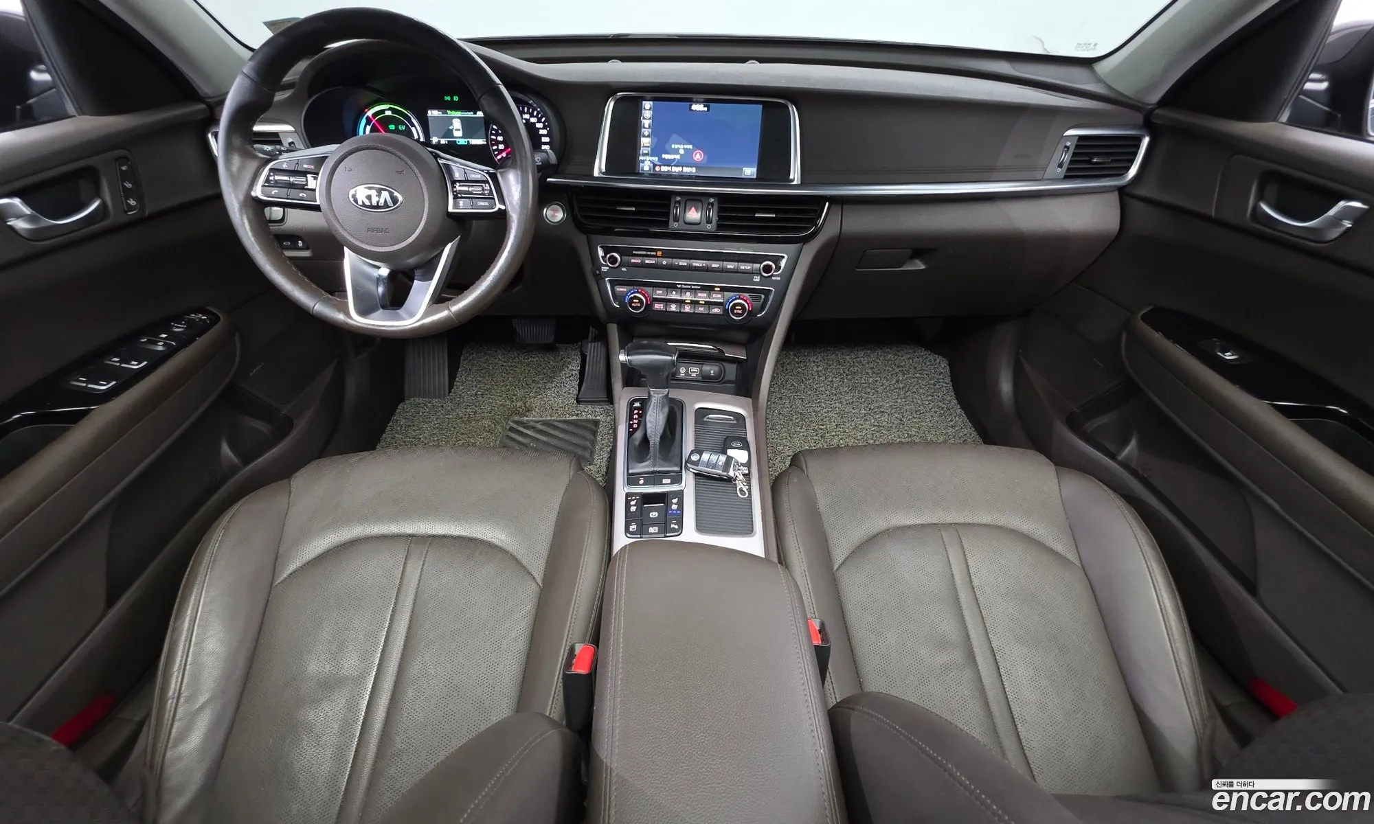 Kia K5 Hybrid 2018 — 4