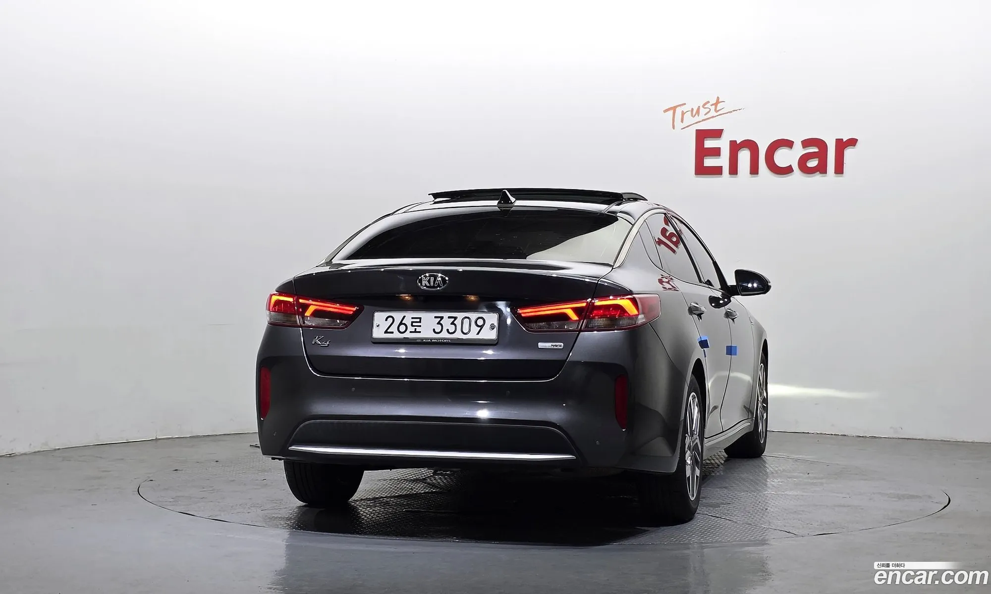 Kia K5 Hybrid 2018 — 3
