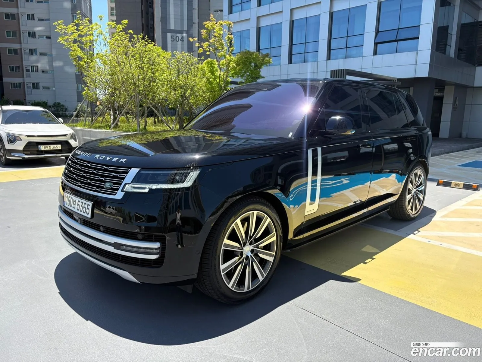 Land Rover Range Rover 2023 — 12
