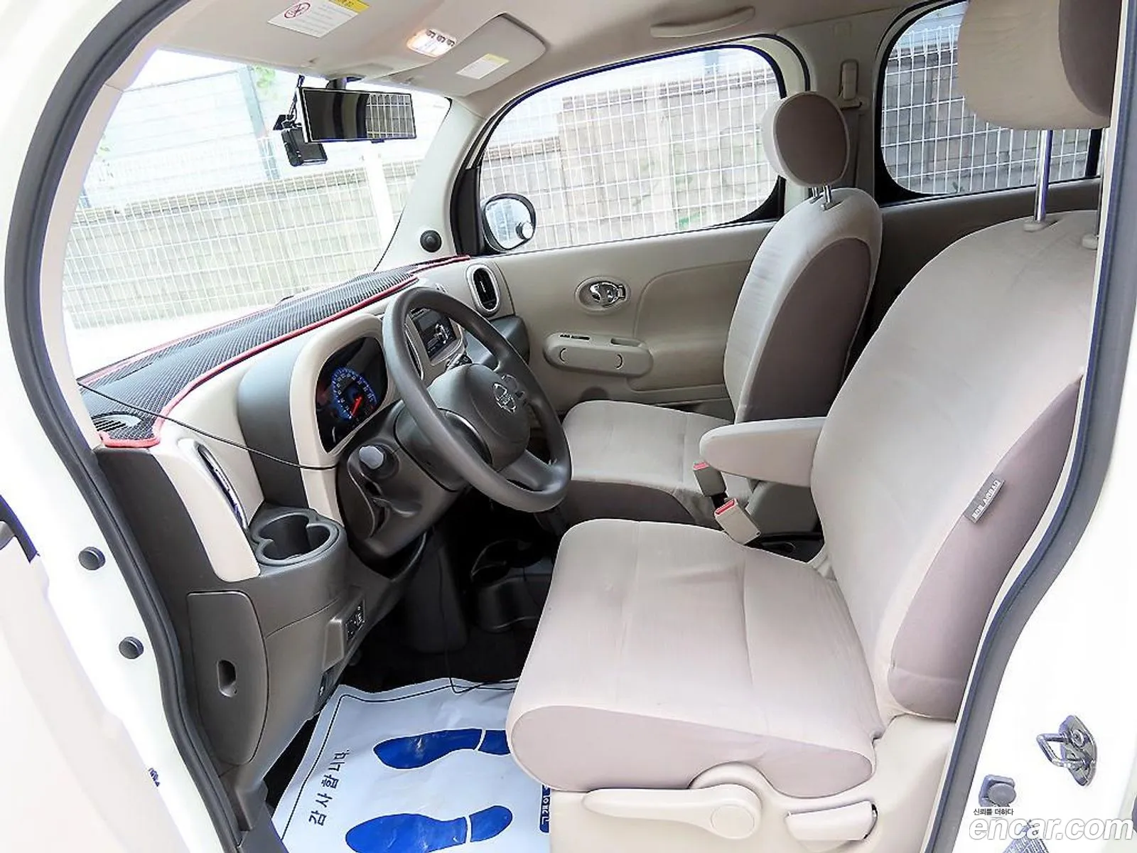 Nissan Cube 2011 — 3
