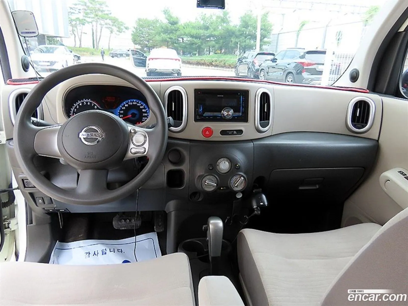 Nissan Cube